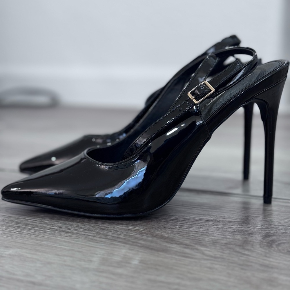Elegant Black Slingback Heels